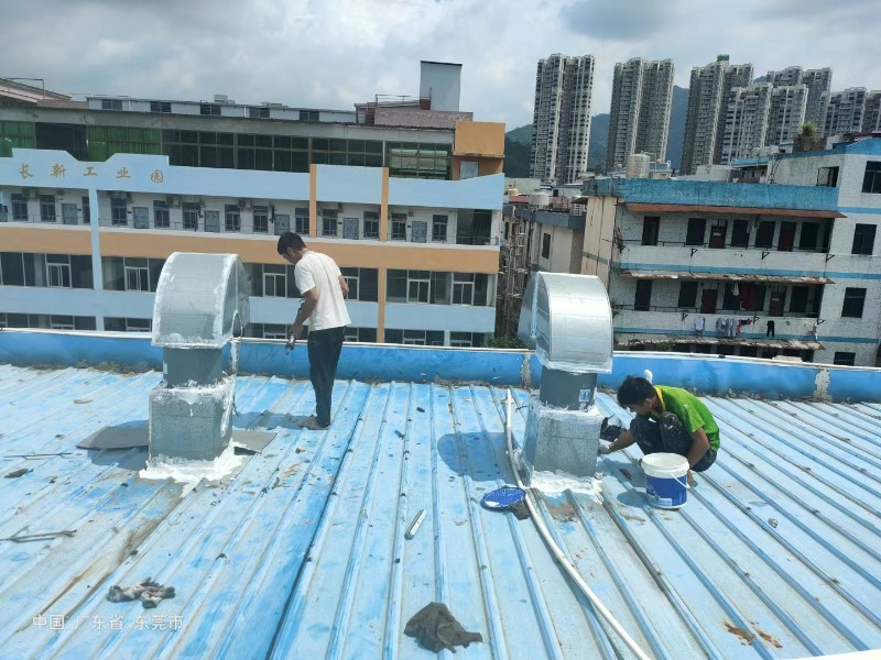 石狮钢结构屋面涂料维修方法